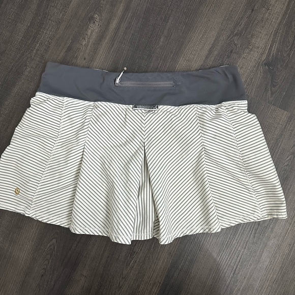 Lululemon tennis skirt with shorts inside - Picture 1 of 3